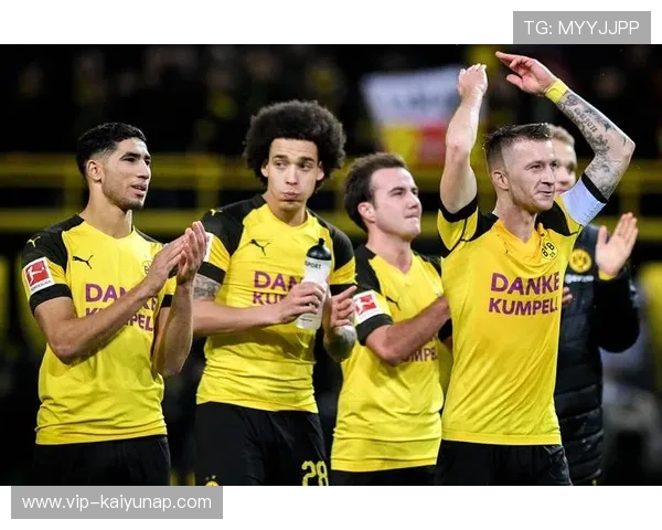 多特蒙德以速度换位打开局面,边路冲击力强烈